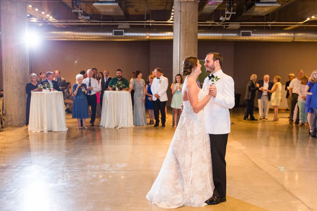 Bride and groom first dance at 601 Spring